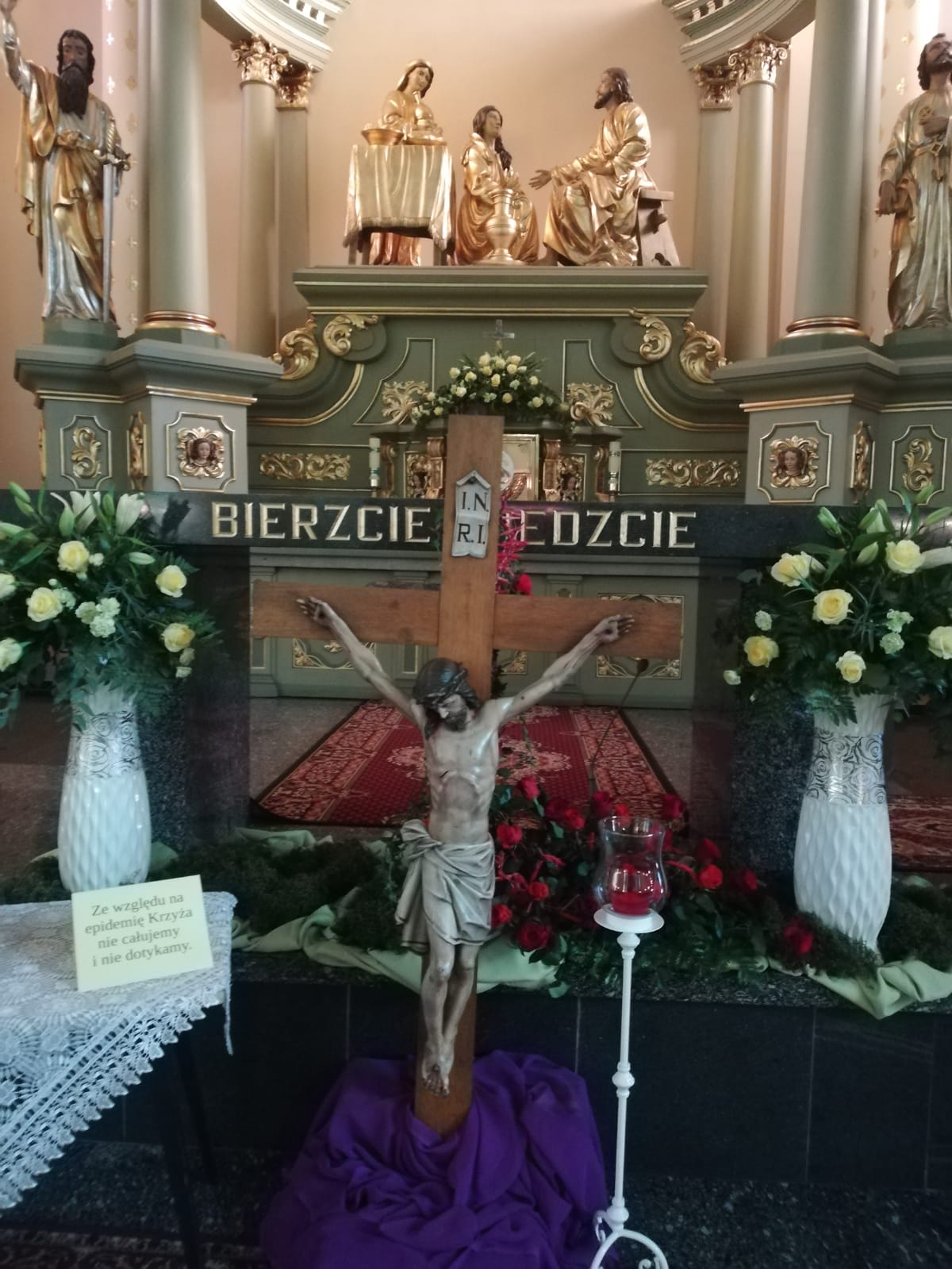 ADORACJA KRZYŻA